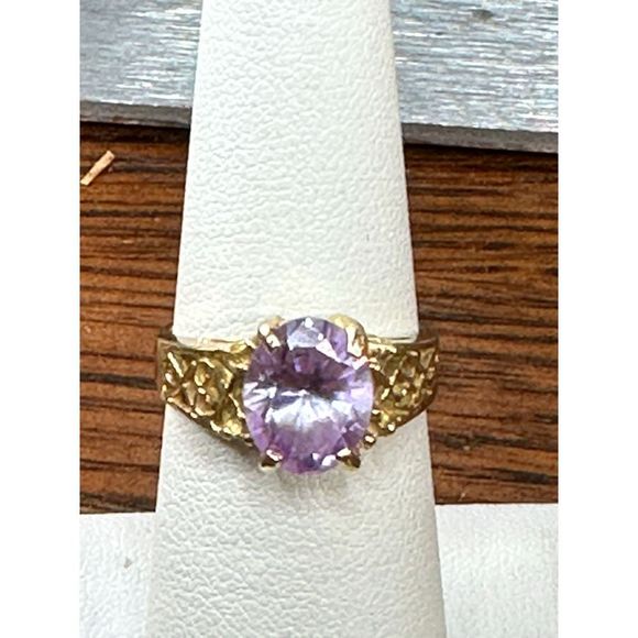 10k yellow gold amethyst ring sz 6.5